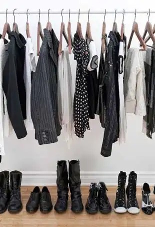 Minimalist-Chic Style.