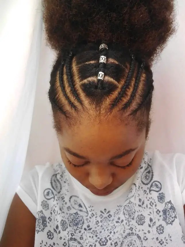 lady wearing braided afro ponytail
