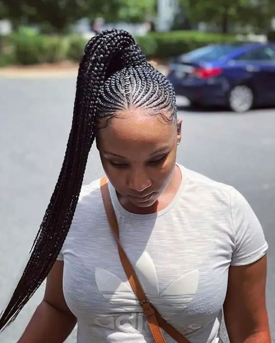 lady wearing shuku hairstyle