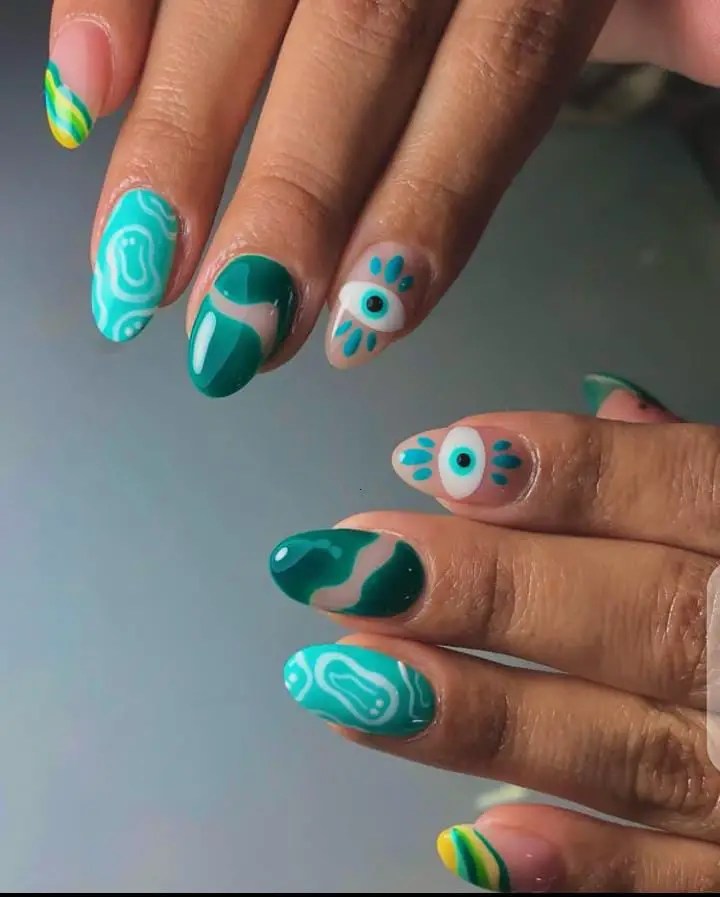 beautiful green fashion nails