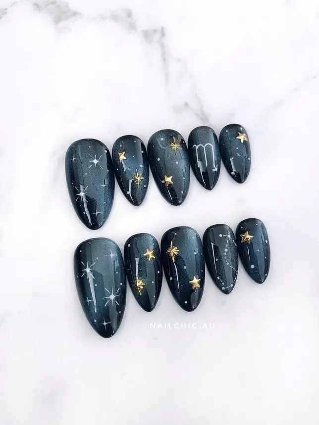 black stick-on nails design