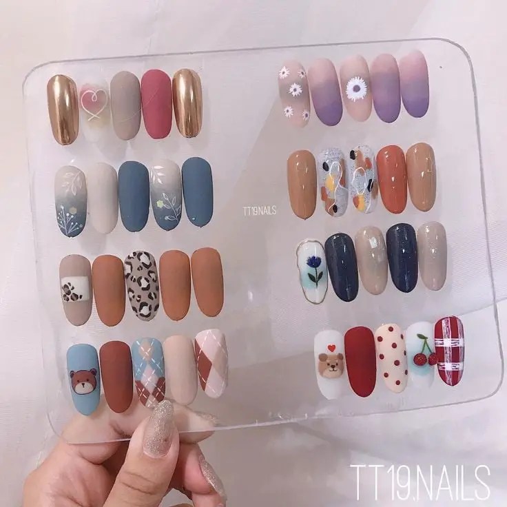colorful stick-on nails in a case