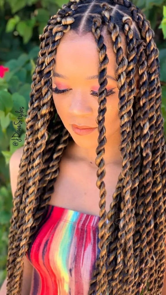 Fairlady rocking Senegalese braids