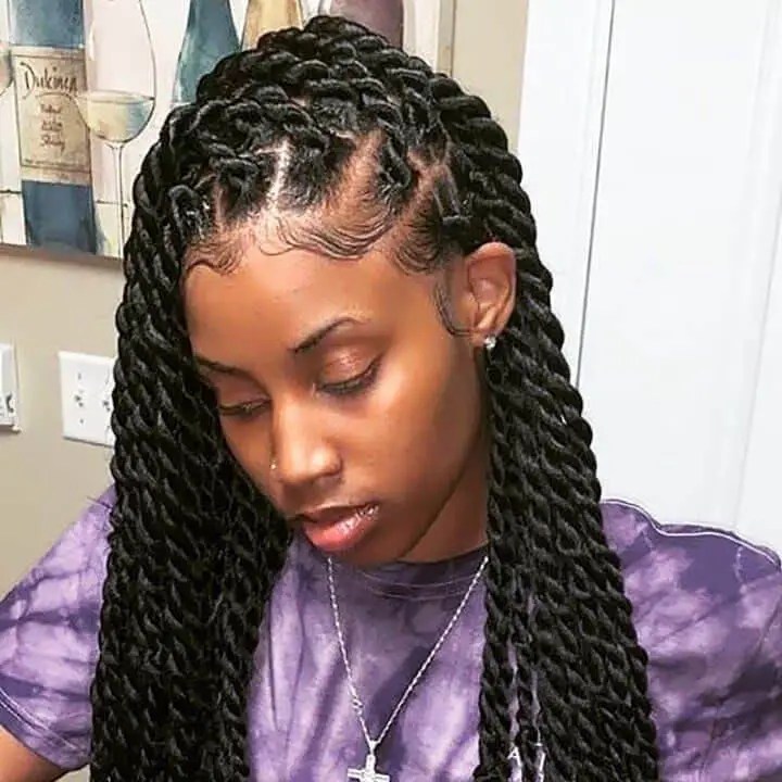 lady wearing Senegalese braids with edge control