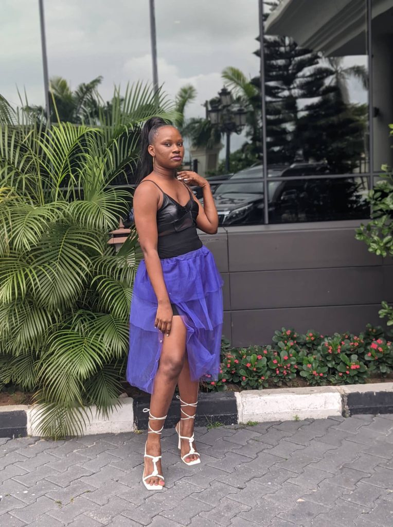 Victoria Willie in Ria Kosher's blue tulle skirt