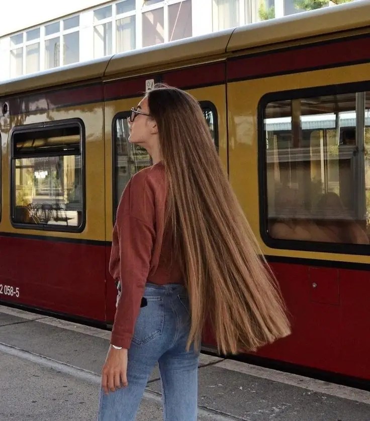 station woman with long hair