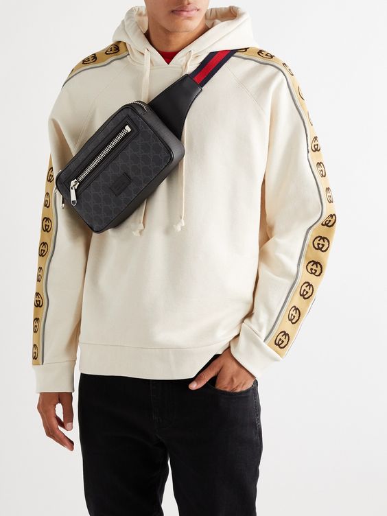 Sling bag as an Election Day outfit
