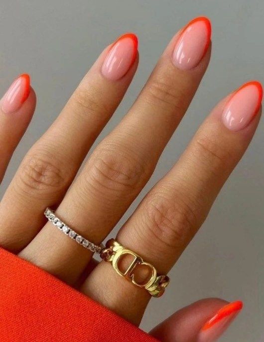 micro french manicure
