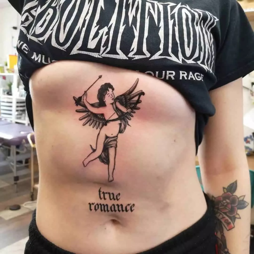 Beautiful sternum design depicting American symbols