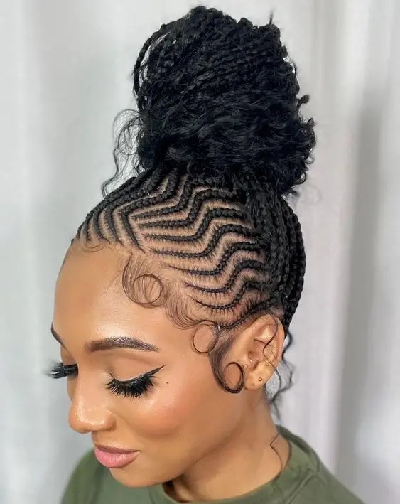 Women Locking Zig Zag Stitch Braids