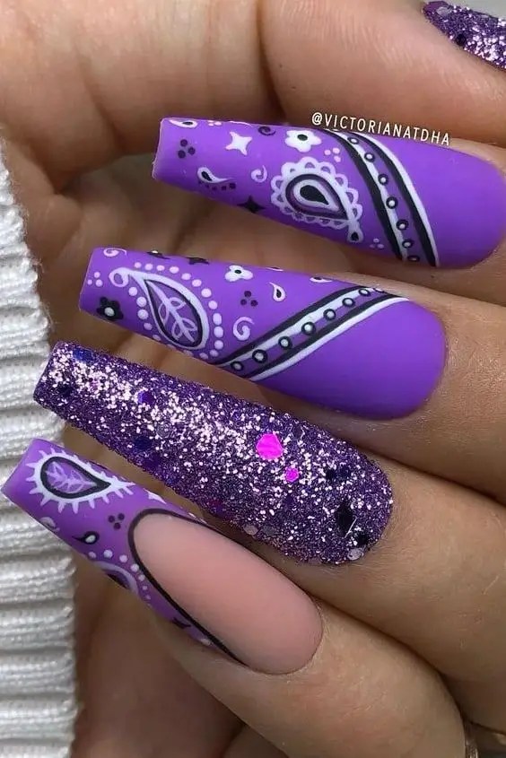 Front view of purple vintage nail design