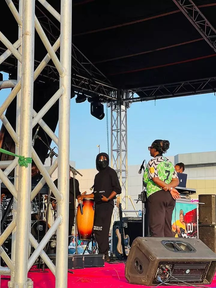 Johnny Drille kicks off Uyo Fashion Week event