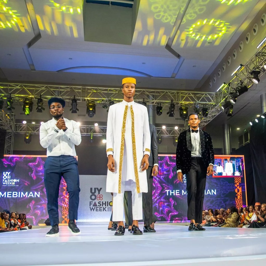 Mebiman Shows Out Collection Of Well-Tailored Suits At Wooyo Fashion Week