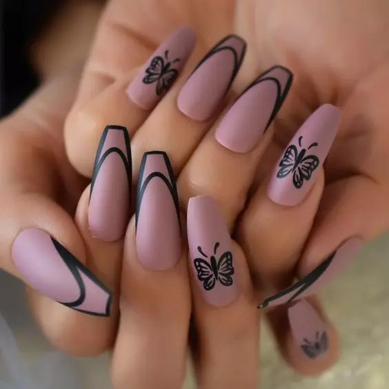 This nail art comes with a beautiful butterfly design.