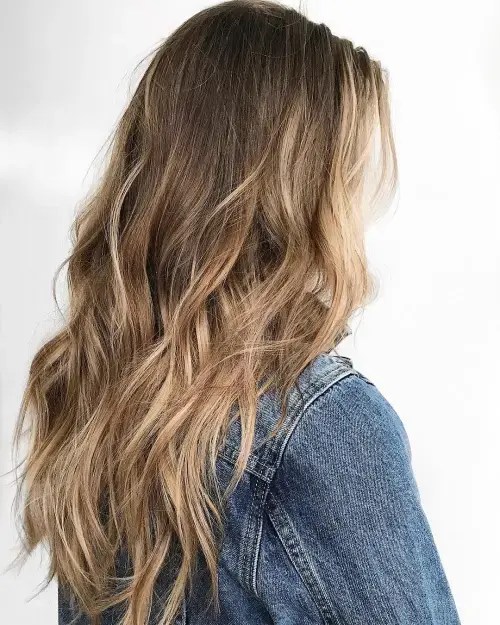 It's a gorgeous hair color if you're aiming for beachy waves.