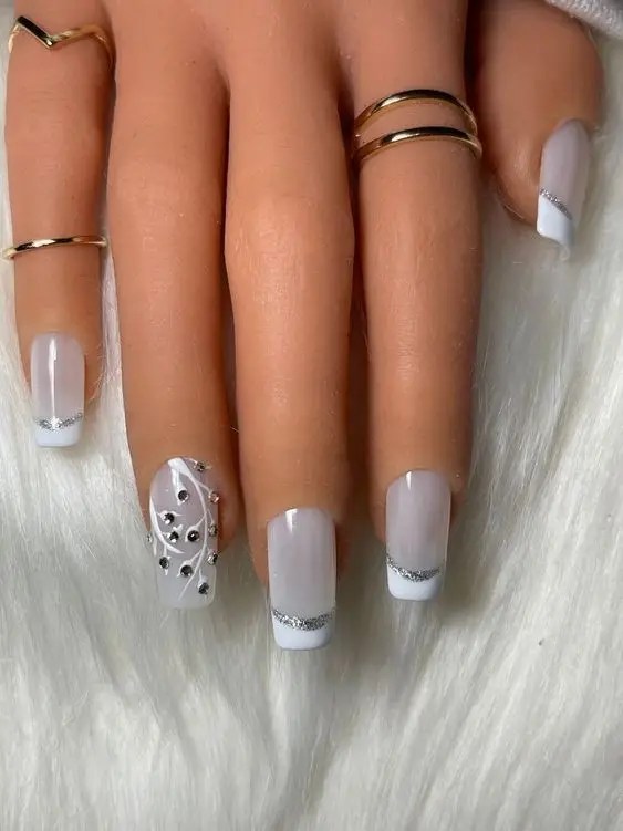 bridal nail design 2023
