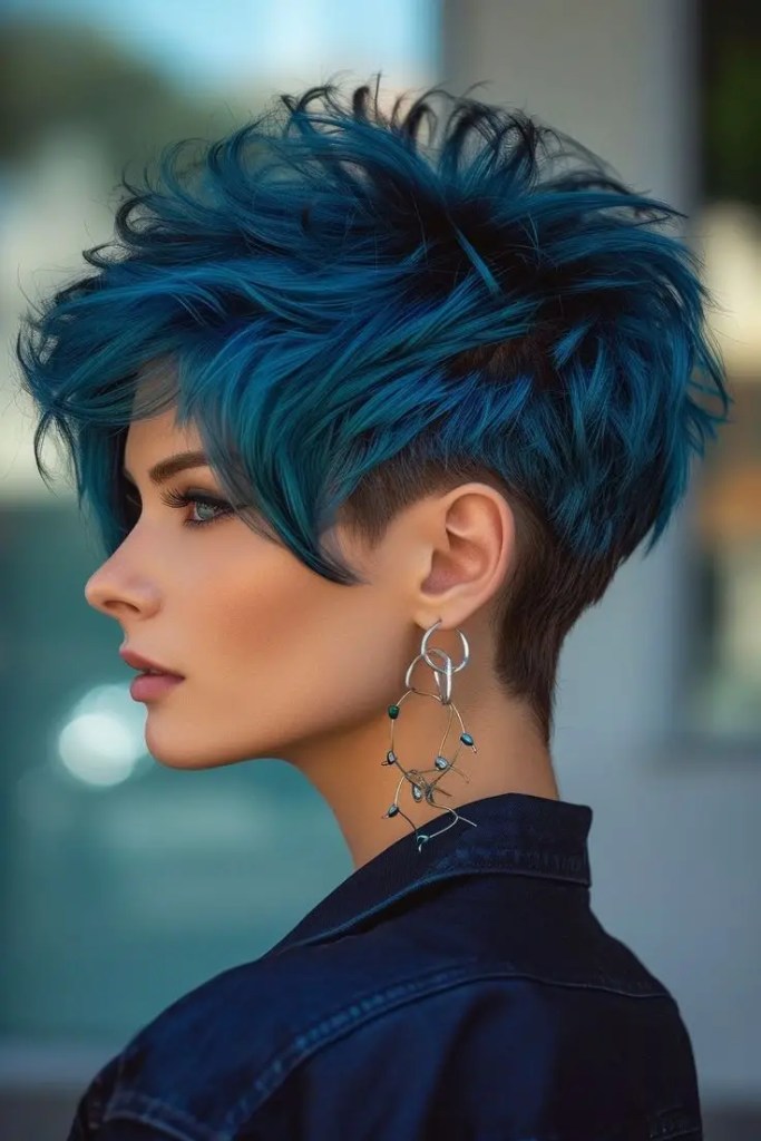 32 ideias impressionantes para elevar seu visual 16 cor de cabelo azul esverdeado