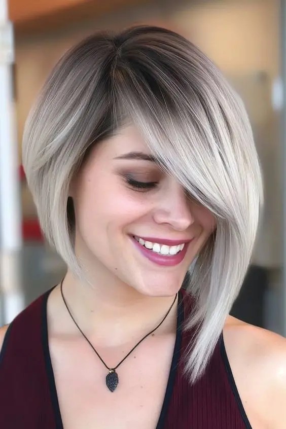Tudo o que você precisa saber sobre esse estilo clássico – Revista Svelte 9 Corte de cabelo bob assimétrico