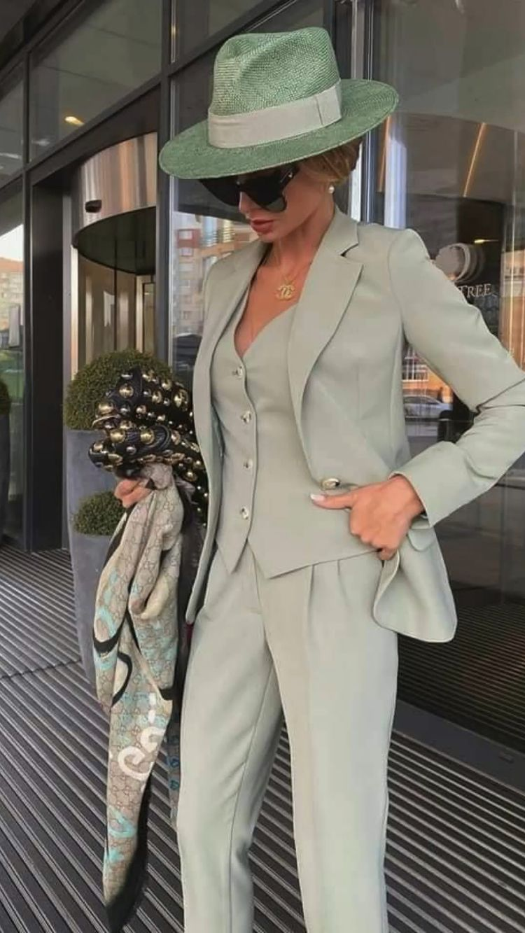woman in two piece suit