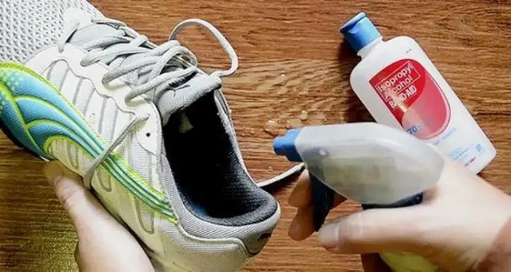 6 Easy Solutions for Stinky Shoes - rubbing alcohol
